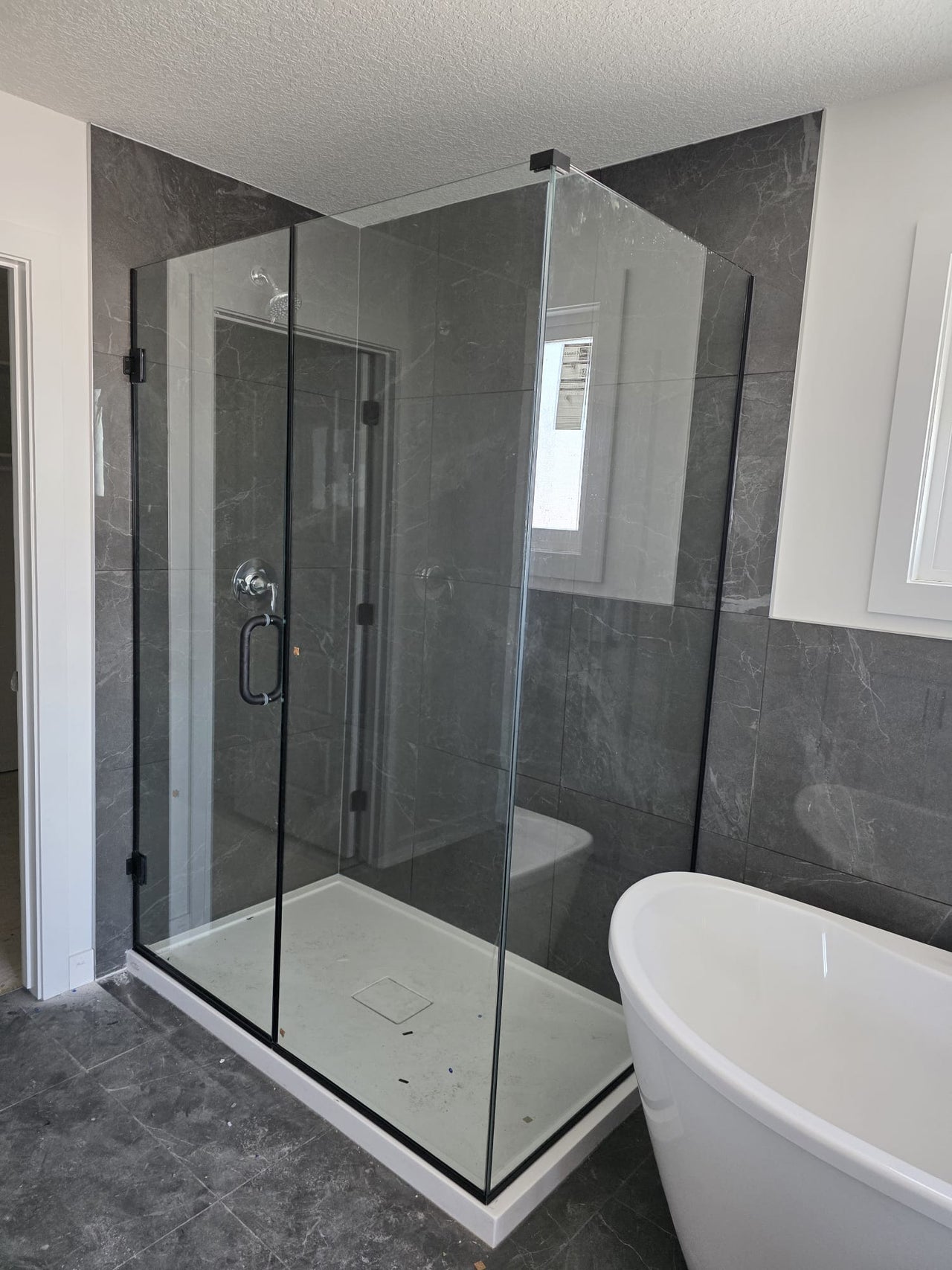Top 5 Glass Hardware Trends for Modern Homes in 2025