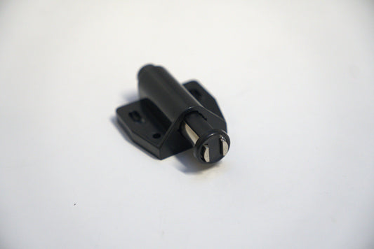 Showcase Push to Open Single Magnet