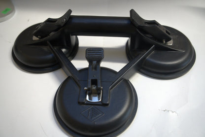 Suction Cup Triple Plate Black