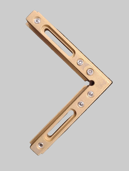 Header to header connector by Best Glass Parts, metal fitting with threaded ends for glass aquariums or display cases.
