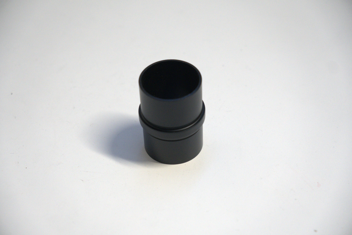 Round handrail connector from Best Glass Parts, designed for 180-degree glass railing installations.