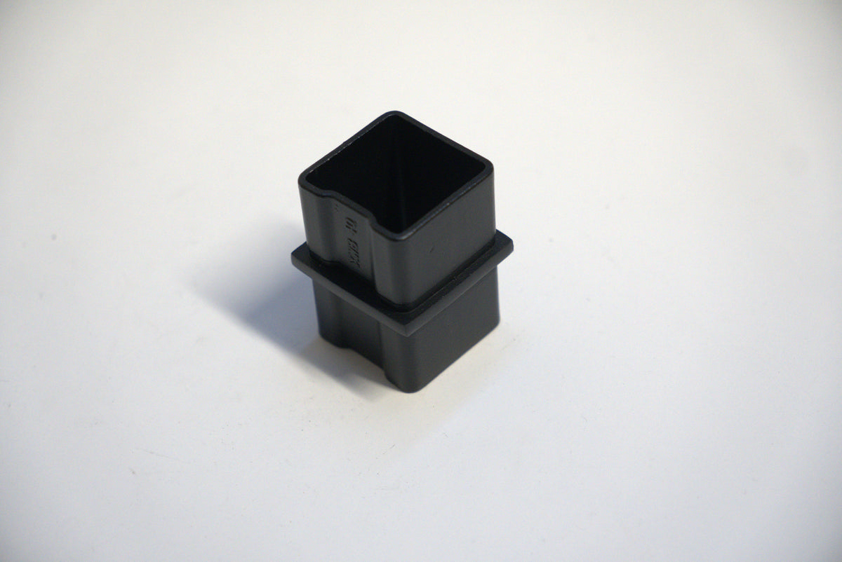 Square handrail connector for glass balustrades, Best Glass Parts, showing the 180-degree connecting piece with polished finish.