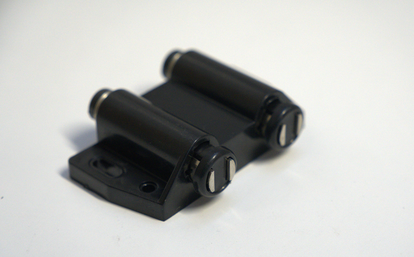 Best Glass Parts Showcase Push To Open Magnet Double, sleek metal display hardware with magnetic closure for secure mounting.