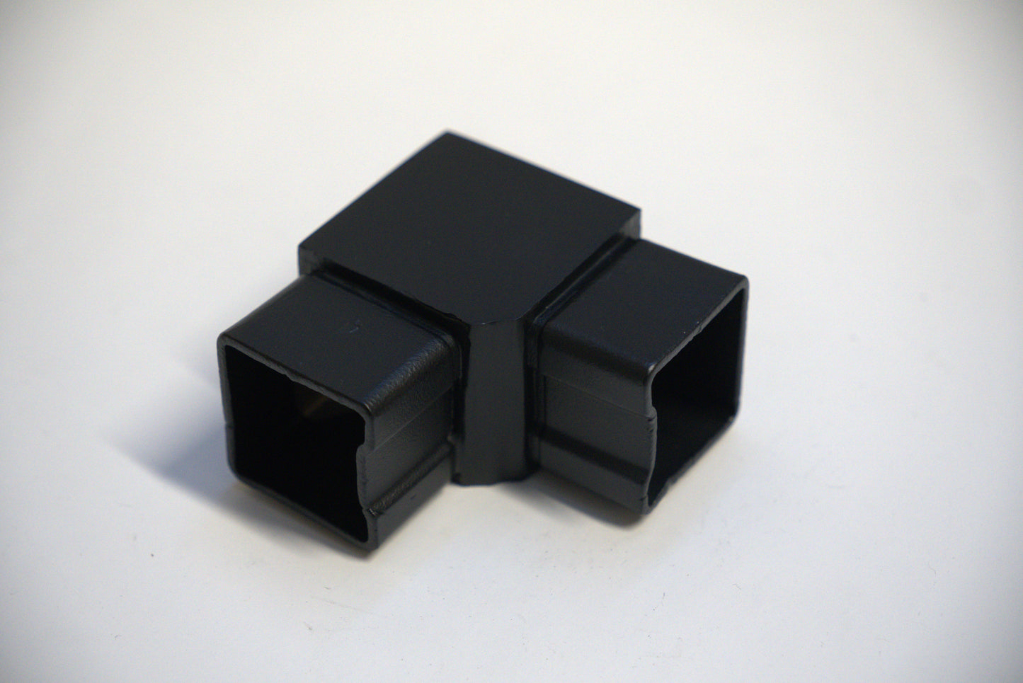 Square handrail top for railing, 90-degree contact, vertical design, by Best Glass Parts, shown in image SGV07090.