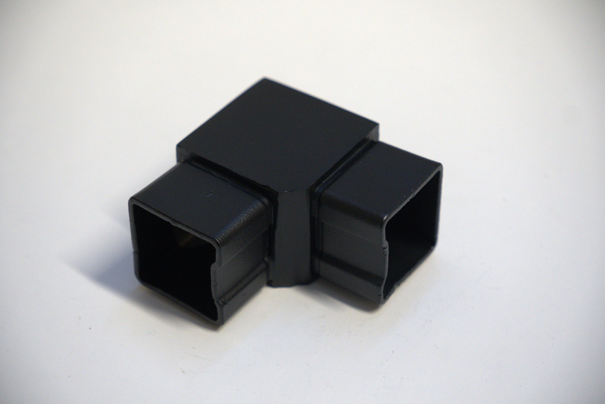 Square handrail top for railing, 90-degree contact, vertical design, by Best Glass Parts, shown in image SGV07090.