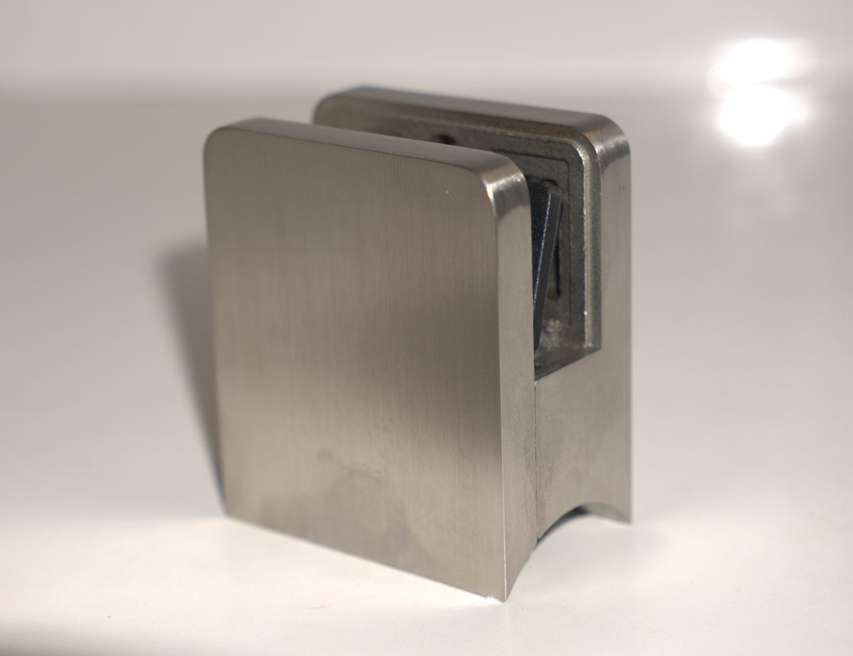 Best Glass Parts round base clamp in 12mm, secure glass tubing or rods with this sturdy 10-12mm clamp for glass installations.