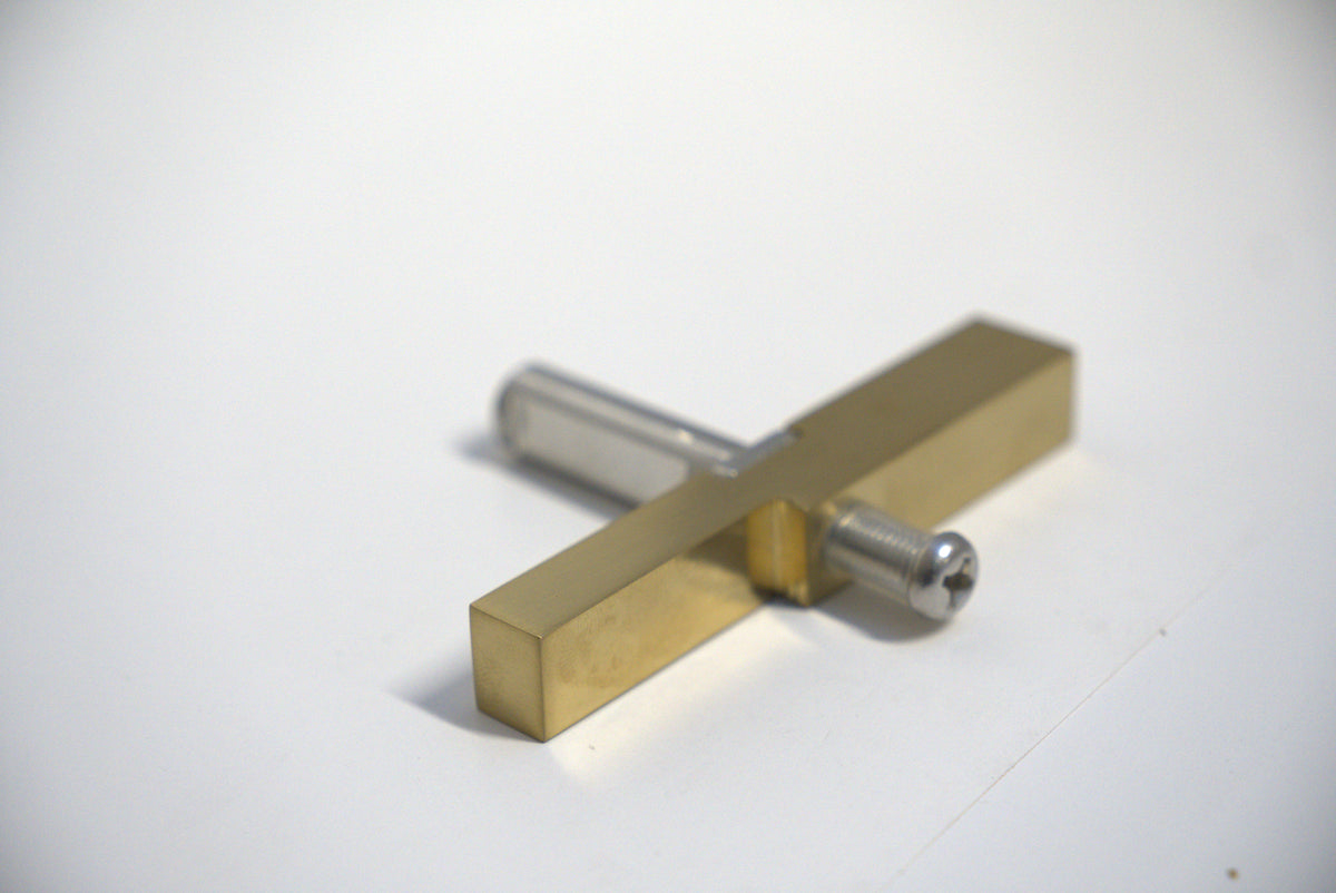 Heavy-duty header adapter pivot from Best Glass Parts, showcasing durable construction and precise fit for glass installations.