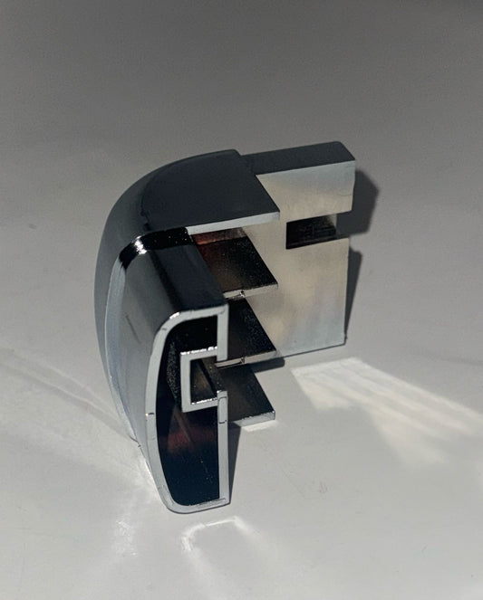 Best Glass Parts Nova Frame Corner Connect 90, a clear glass corner connector with a sleek, modern design for framing applications.