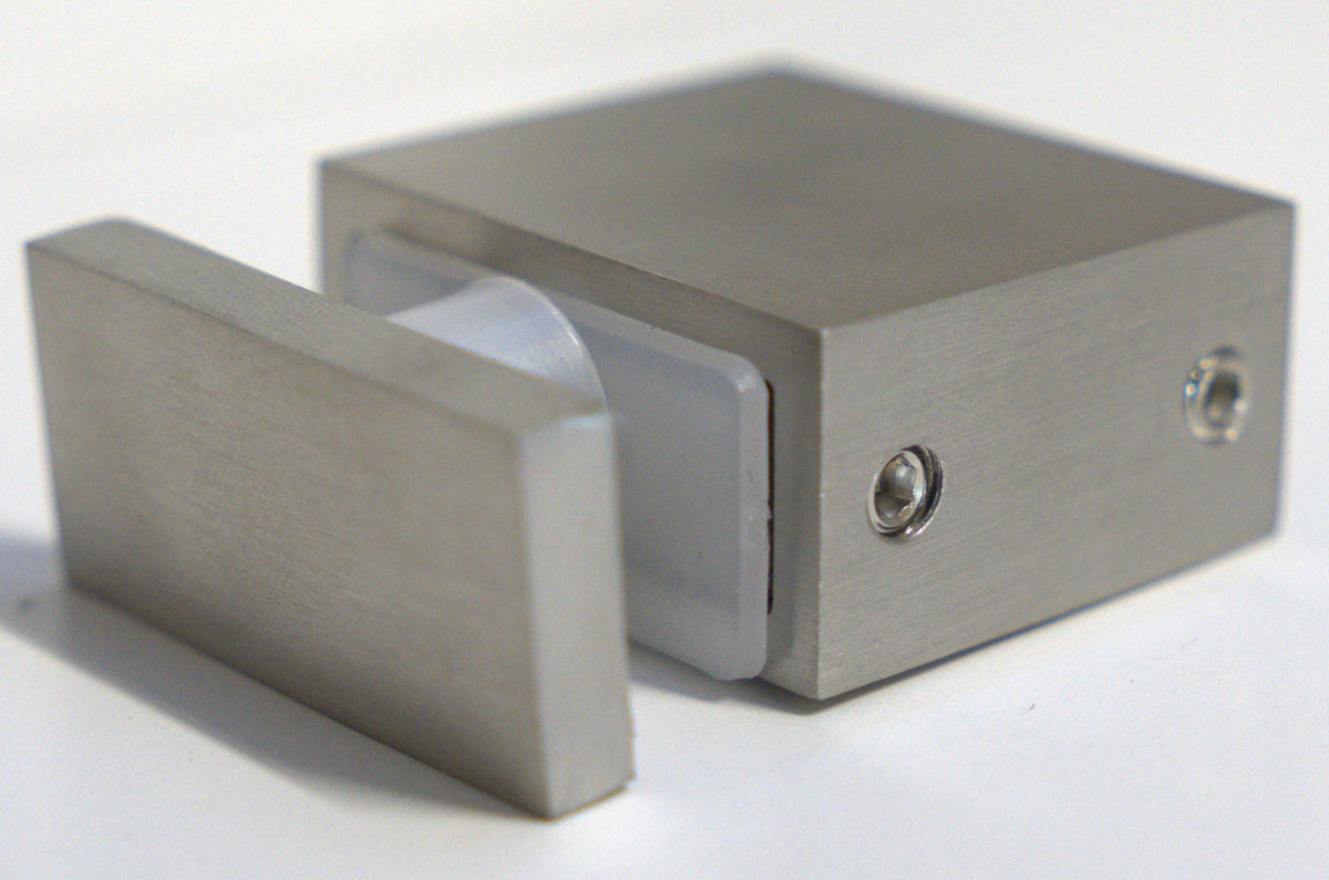 Best Glass Parts roller return panel clamp SQ, metal hardware for secure glass panel installation, close-up of clamp with roller mechanism