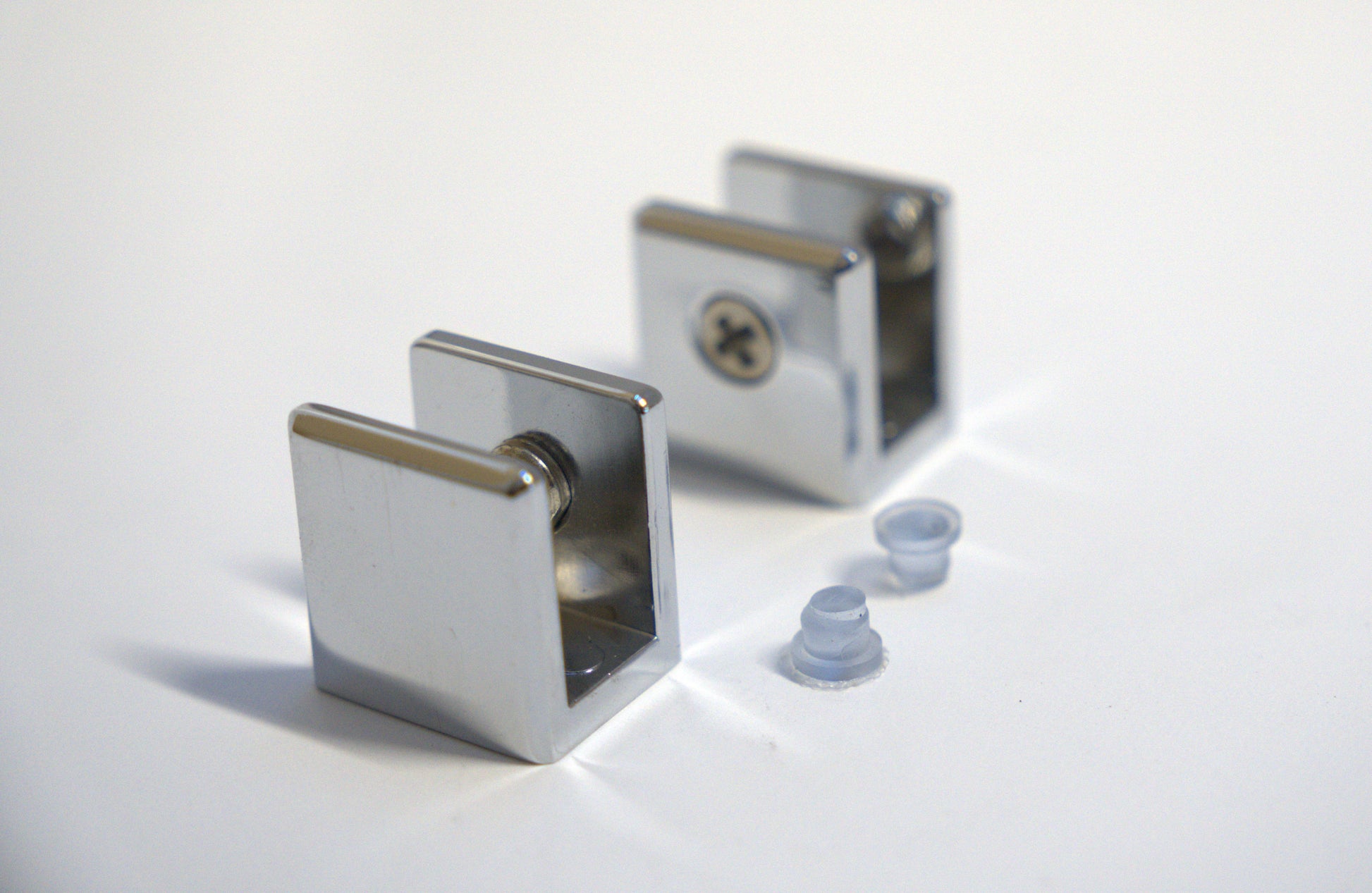 Square glass showcase shelf bracket with 10mm thickness, designed for secure support by Best Glass Parts.