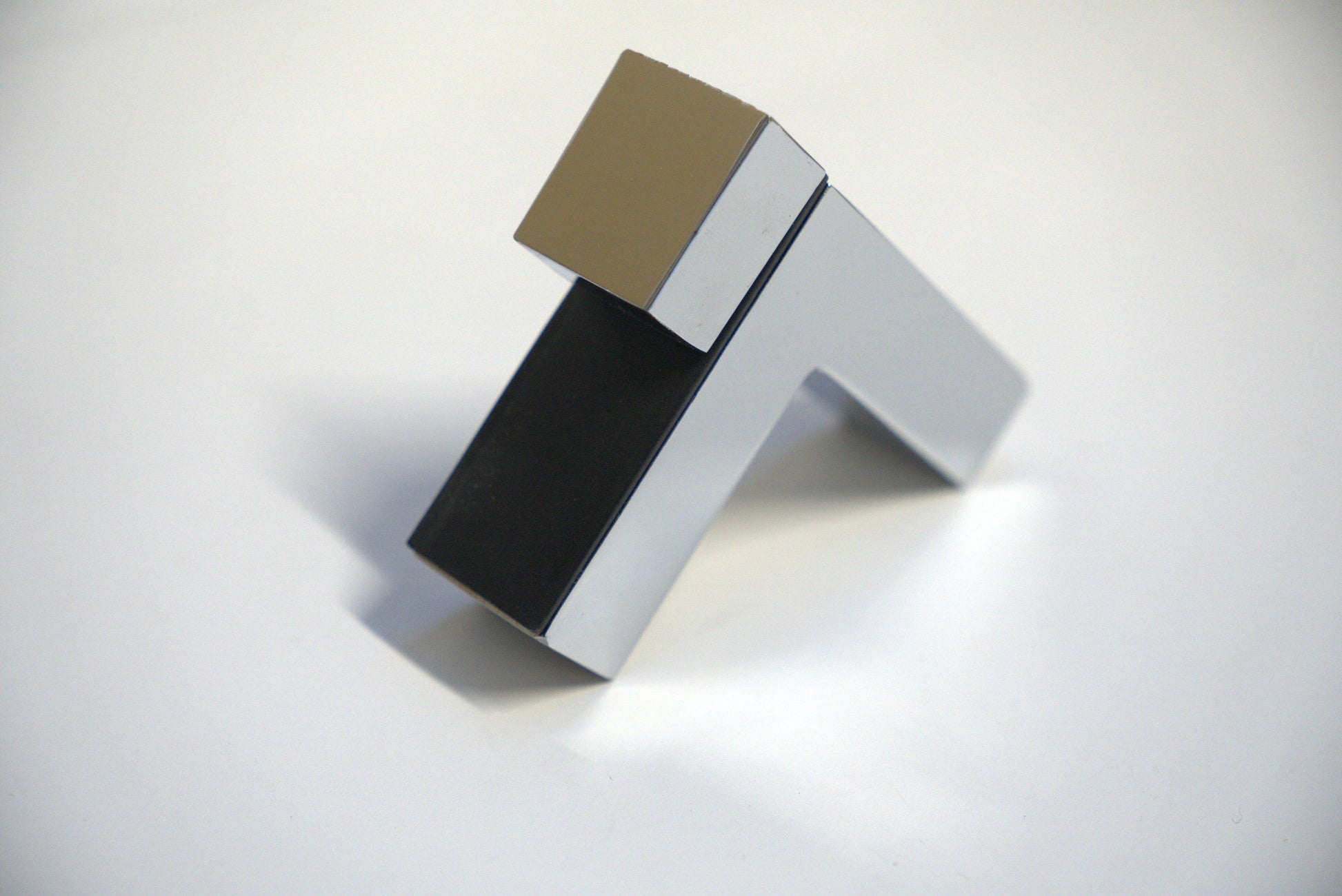 Square metal showcase shelf bracket from Best Glass Parts with a tap design, ideal for supporting display shelves.