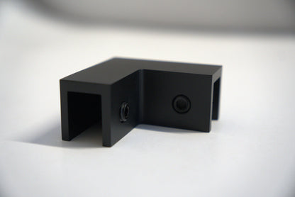Top Clamp 90 from Best Glass Parts, showing a sturdy metal clamp with a 90-degree angle for glass installation.