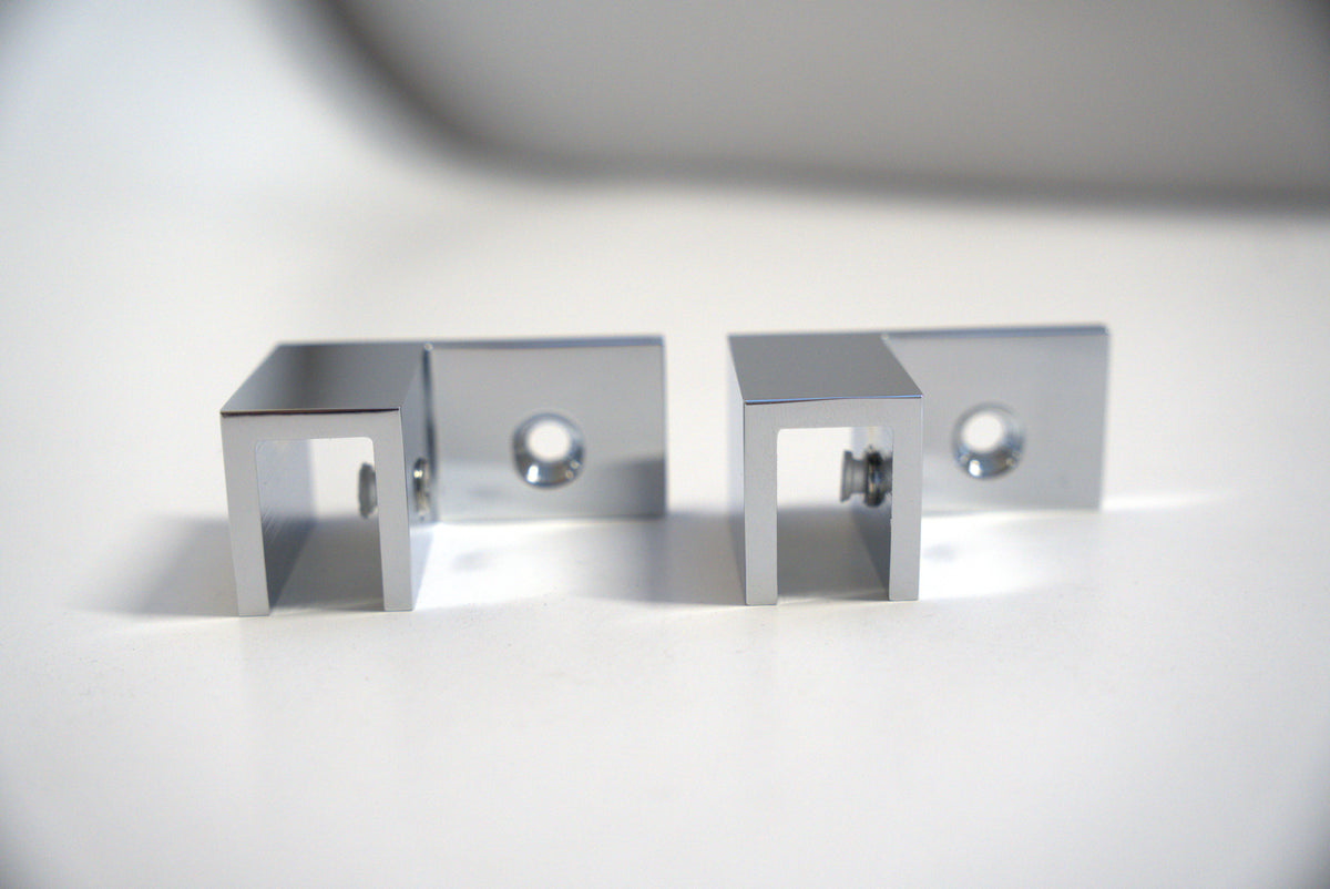 Right-angle top clamp for glass, model SGV06963, by Best Glass Parts, showing a sturdy metal clamp for securing glass panels.