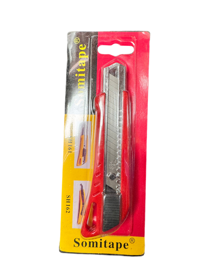 Box cutter SH161 from Best Glass Parts with a sharp metal blade and ergonomic handle, ideal for precise cutting tasks.