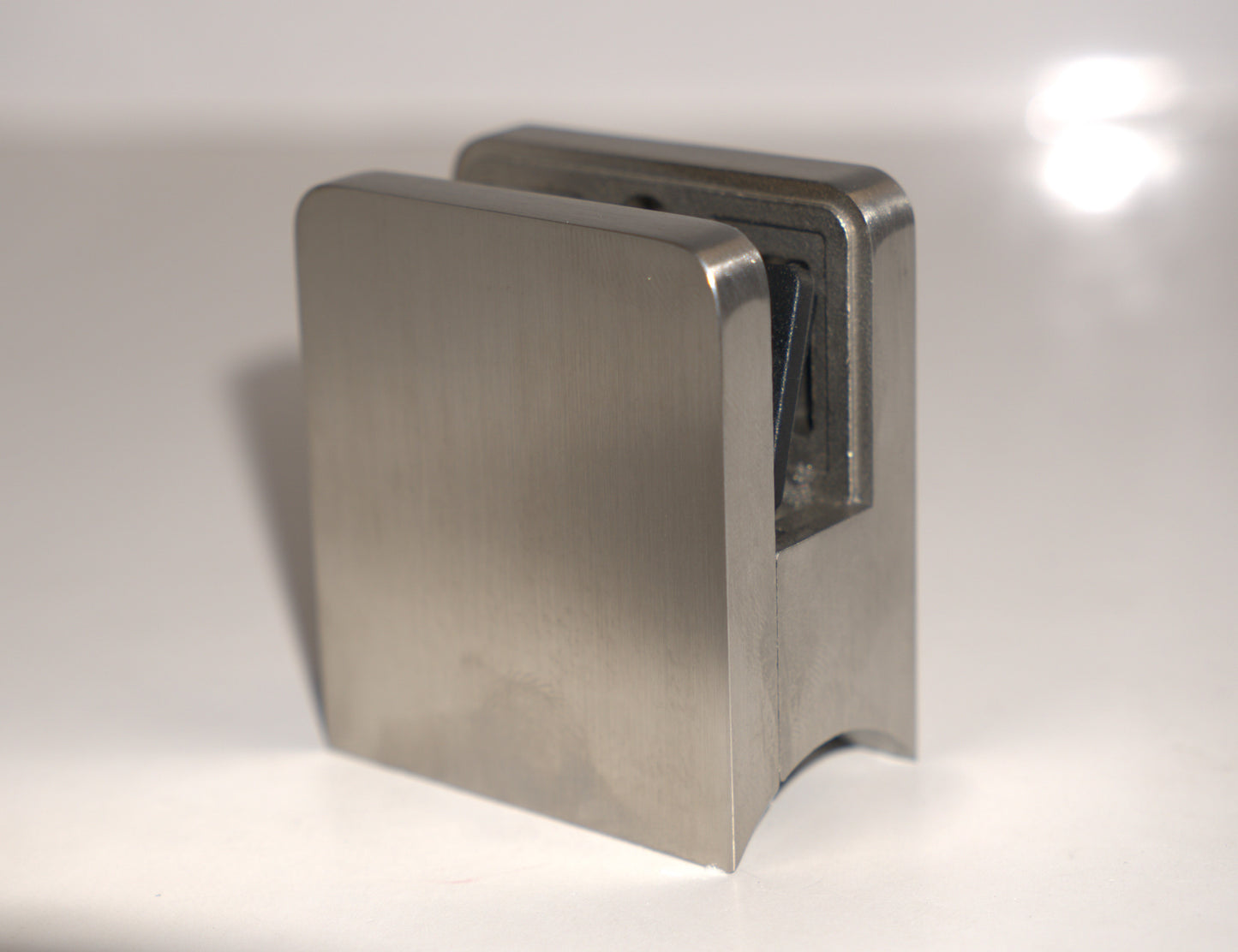 Round Base Clamp 10mm-12mm